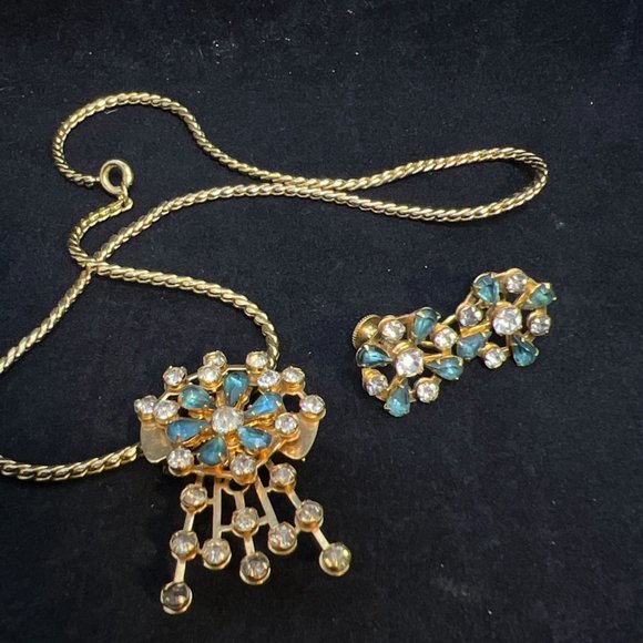 Bugby And Niles Gold Tone S Link Necklace With Floral Pendant & Earring Set 3883 - Picture 9 of 9